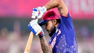 IPL 2025: രാജസ്ഥാനെ തകര്‍ക്കുന്നത് പരാഗ്! എന്തിന് ആ റോളില്‍ കളിക്കുന്നു? വിമര്‍ശിച്ച് ആരാധകര്‍
