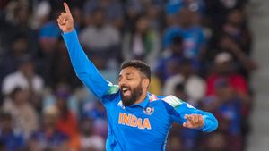 IND vs NZ: തീയായി വരുണ്‍!! ചാമ്പലായി കിവീസ്; ഇന്ത്യ x ഓസീസ് സെമി