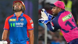 IPL 2025: ഇത് കേരളത്തിന് കൊടുത്ത വാക്ക്! കരുണിന്റെ ഡക്ക് ആഘോഷമാക്കി സഞ്ജു- കാരണമുണ്ട്