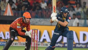 IPL 2025: നാലാം തോല്‍വി, നാണംകെട്ട് ഹൈദരാബാദ്; അനായാസം ജയിച്ച് ഗുജറാത്ത്