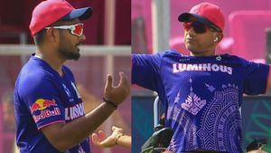 IPL 2025: സഞ്ജു പരിശീലനം നടത്തുന്നു, പക്ഷെ കളിക്കുന്നില്ല! ഇതെന്ത് ന്യായം; വിമര്‍ശിച്ച് ഫാന്‍സ്