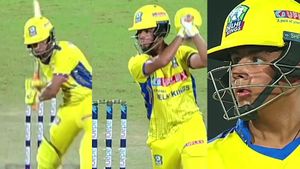 4,4 വീണ്ടും 4, 4!! വരവറിയിച്ച് വീരുവിന്റെ മകന്‍, ഇന്ത്യന്‍ പേസറെ പഞ്ഞിക്കിട്ടു, വീഡിയോ