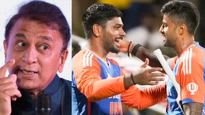 പാക്കിനെതിരേ അവന്‍ വേണ്ട!! സഞ്ജുവിനായി സൂര്യ ആ 'ത്യാഗം' ചെയ്യണം, ആവശ്യം ഗവാസ്‌കറുടേത്