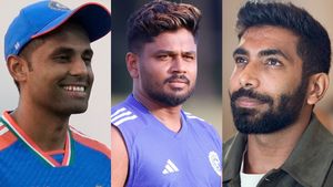 Asia Cup 2025: 'ടെസ്റ്റ്' കളിച്ച സഞ്ജു പുറത്തോ? 2 മാറ്റമുറപ്പ്, പാക്കിനെതിരേ ഇന്ത്യന്‍ 11 ഇങ്ങനെ