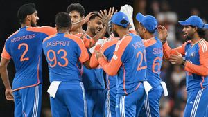 IND vs AUS: കടപുഴകി കംഗാരുപ്പട!!! ബൗളിങ് കരുത്തില്‍ സൂപ്പര്‍ ഇന്ത്യ, മിന്നും ജയം