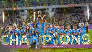 Womens World Cup 2025: കപ്പടിച്ച ഇന്ത്യക്കു എത്ര കിട്ടി? 2023ല്‍ ഓസീസ് നേടിയതിലുമധികം!!