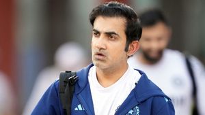T20 WC 2026: റോയല്‍സിന്റെ ഓഫറില്‍ ഗംഭീര്‍ കുലുങ്ങില്ല!! ടീം ഇന്ത്യ വിട്ടൊരു കളിയില്ല, ഈ കാരണം