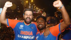 T20 WC 2026: മനസ് തകര്‍ന്ന സഞ്ജുവിനെ ഉഷാറാക്കി രോഹിത്!! ചെയ്തതിങ്ങനെ, വീഡിയോ
