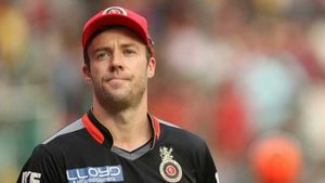 IPL 2026: മുംബൈയുടെ ആത്മവിശ്വാസം വെറുതെയാണോ?; സ്റ്റാർ പേസറിനെതിരെ വമ്പൻ പ്രവചനവുമായി ഡിവില്ലിയേഴ്സ്