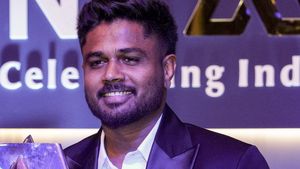 Naman Awards: തളർന്നിരിക്കുകയായിരുന്നു, ആ വാക്കുകൾ എല്ലാം മാറ്റി; സഞ്ജുവിന്റെ വെളിപ്പെടുത്തൽ