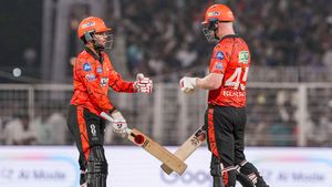 IPL 2026: ബാറ്റിങ് കരുത്ത്, ഓറഞ്ച് ആര്‍മി അക്കൗണ്ട് തുറന്നു; കെകെആറിന് തോല്‍വി തന്നെ