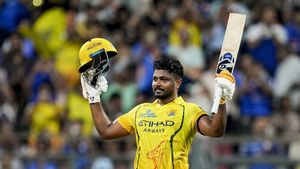IPL 2026: പുതിയ താരങ്ങൾ വരട്ടെ, പക്ഷേ 'രാജാവ്' സഞ്ജു തന്നെ; സ്ഥിരതയില്ലെന്ന പരാതി പഴങ്കഥ, വാഴ്ത്തി ജേണലിസ്റ്റ്