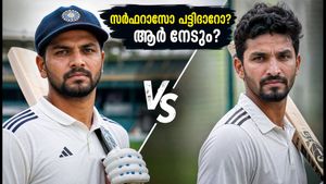 ദുലീപ് ട്രോഫി: ഇന്ത്യൻ ടെസ്റ്റ് ടീമിലേക്ക് ആര്? സർഫറാസും പട്ടിദാറും തമ്മിലുള്ള കടുത്ത പോരാട്ടം തുടങ്ങുന്നു