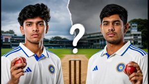 ഗാല്ലെ ടെസ്റ്റ്: ഇന്ത്യയുടെ മൂന്നാം സ്പിന്നർ ആരാകും? മാനവ് സുതറോ സാരൻഷ് ജയിനോ?