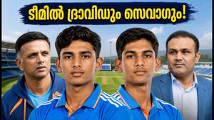 ദ്രാവിഡിന്റെയും സെവാഗിന്റെയും മക്കൾ ഇന്ത്യൻ ടീമിലേക്ക്; ഓസ്‌ട്രേലിയൻ പര്യടനത്തിനുള്ള അണ്ടർ 19 സ്ക്വാഡ് പ്രഖ്യാപിച്ചു