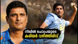 90-കളിലെ ഇന്ത്യൻ ക്രിക്കറ്റിന്റെ വിശ്വസ്തൻ; നിഖിൽ ചോപ്രയുടെ കരിയർ വഴിത്തിരിവുകൾ ഇതാ