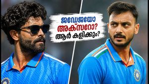 ഗുവാഹത്തിയിൽ ഇന്ത്യയുടെ ഏഴാം നമ്പർ ആര്? ജഡേജയോ അക്‌സറോ? നിർണ്ണായക തീരുമാനം ഉടൻ