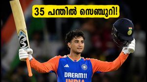 35 പന്തിൽ സെഞ്ചുറി! അഭിഷേക് ശർമ്മയുടെ വെടിക്കെട്ട് ബാറ്റിംഗിൽ തകർന്നു വീണ് കിവികൾ; ഇന്ത്യയുടെ പുതിയ ഗെയിം പ്ലാൻ ഇതാണ്