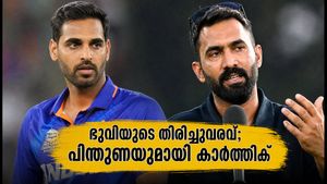 'പ്രായമല്ല, പ്രതിഭയാണ് പ്രധാനം'; ഭുവനേശ്വറിന്റെ തിരിച്ചുവരവിനെ പിന്തുണച്ച് മുരളി കാർത്തിക്