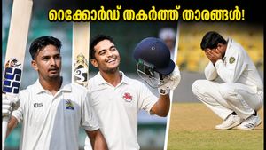 രഞ്ജി ട്രോഫിയിൽ റൺമഴ! ബദോനിക്ക് തുടർച്ചയായ ഇരട്ട സെഞ്ചുറി, മോളിയക്ക് ചരിത്ര ട്രിപ്പിൾ സെഞ്ചുറി