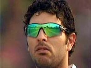 ఇంగ్లాండుపై భారత్ భారీ విజయం