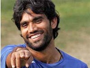 ఇంటి దారి పట్టిన మునాఫ్