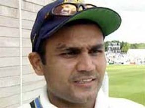 వన్డే: సెహ్వాగ్‌, యువరాజ్‌ సెంచరీ