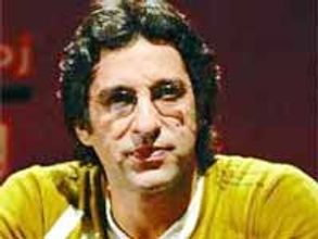 నైట్ రైడర్స్ కోచ్ వసీం అక్రమ్?