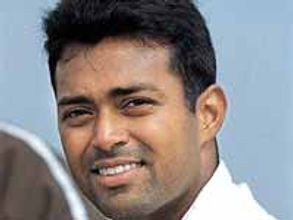 రెండో రౌండ్ లోకి పేస్ జోడీ