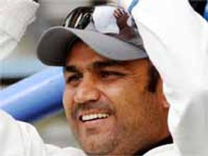 సెహ్వాగ్ లోటు భారీ నష్టమే: కిర్ స్టన్