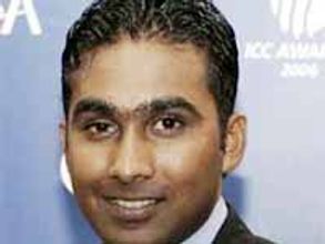 భారత్ పై శ్రీలంక 334 పరుగుల ఆధిక్యత