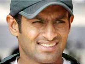 అయేషాతో శారీరక సంబంధం లేదు: షోయబ్