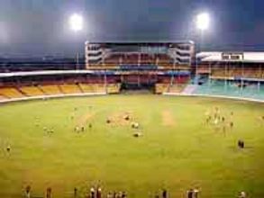 ఐపిఎల్ సెమీస్ ముంబయికి తరలింపు