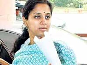 అమ్మాయిలు, డబ్బులే: సునంద పుష్కర్