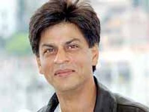 సాకర్ అభిమానంతో దక్షిణాఫ్రికాకు షారుక్ ఖాన్