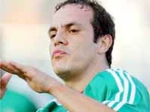 గత చాంపియన్ ఫ్రాన్స్ పై మెక్సికో సంచలన విజయం