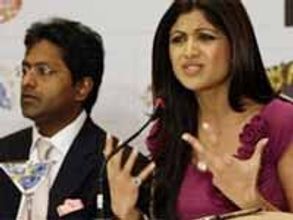 ఐపియల్ 4 నుంచి ప్రీతి జింటా, శిల్పా శెట్టి జట్లు ఔట్