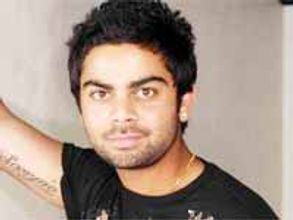 కన్నడ నటి సంజన ప్రేమకు భారత క్రికెటర్ విరాట్ కొహ్లీ ఔట్