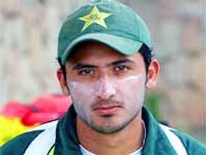 సచిన్‌ను అవుట్ చేయాలని పాకిస్తాన్ బౌలర్ జునైద్ ఖాన్ ఆశ