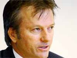 సచిన్ కోసమే ఆడితే కప్ గెలవ లేరు: ఇండియాపై స్టీవ్ వా