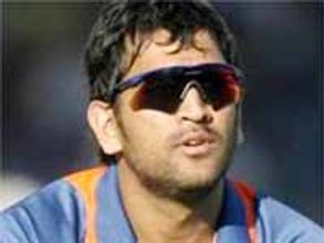 మేం జోరును పెంచాల్సిన అవసరం ఉంది: ఇండియా కెప్టెన్ ధోనీ