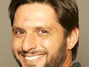 వరల్డ్ కప్: అదరగొట్టిన పాకిస్తాన్, పసికూనలు కెన్యాపై ఘన విజయం