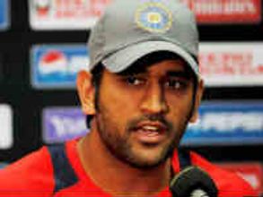 శ్రీశాంత్ ఉంటే కప్పు ఖాయం: ధోనీ సెంటిమెంట్ సక్సెస్!