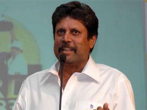 ఎక్కువ మొత్తంలో డబ్బు సంపాదించేందుకే క్రికెట్: కపిల్