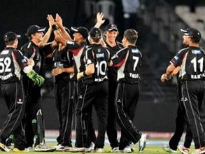 ఓడినా మెయిన్ మ్యాచ్‌లకు అర్హత సాధించిన కోల్‌కతా