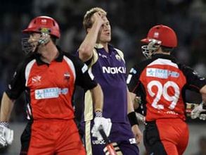 కొల్‌కత్తాపై అలవోక విజయాన్ని నమోదు చేసిన రెడ్ బ్యాక్స్