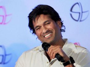 రాజ్యసభ సభ్యుడిగా ప్రమాణ స్వీకారం చేసిన సచిన్