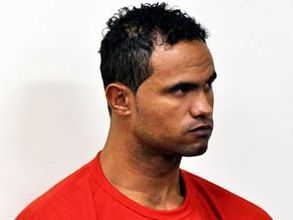 బ్రెజిల్ సాకర్: మాజీ ప్రేయసిని చంపి కుక్కలకేశాడు