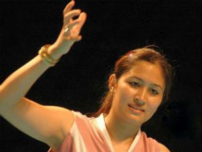 ఐబిఎల్: విమానం కోసం గుత్తా జ్వాలా, అశ్విని పరుగు!