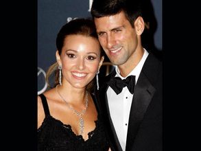 ప్రేయసితో పెళ్లికి జకోవిచ్ రెడీ: ముద్దాడుతున్న ఫొటో